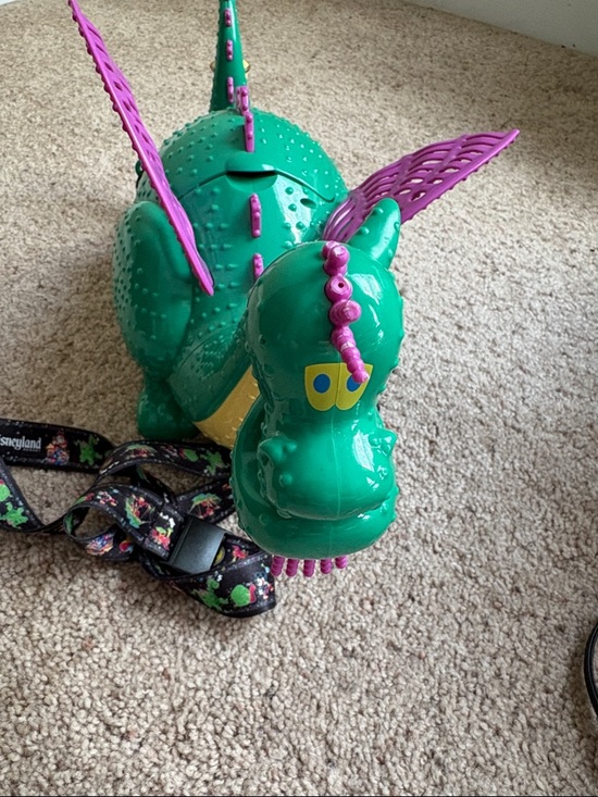 DISNEY Elliott Pete’s Dragon Light Up Popcorn Bucket limited edition collectors - Picture 3 of 9